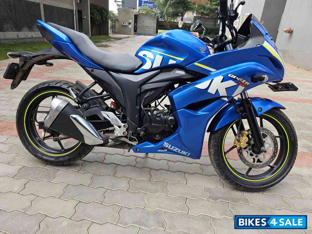 Suzuki Gixxer SF Moto GP