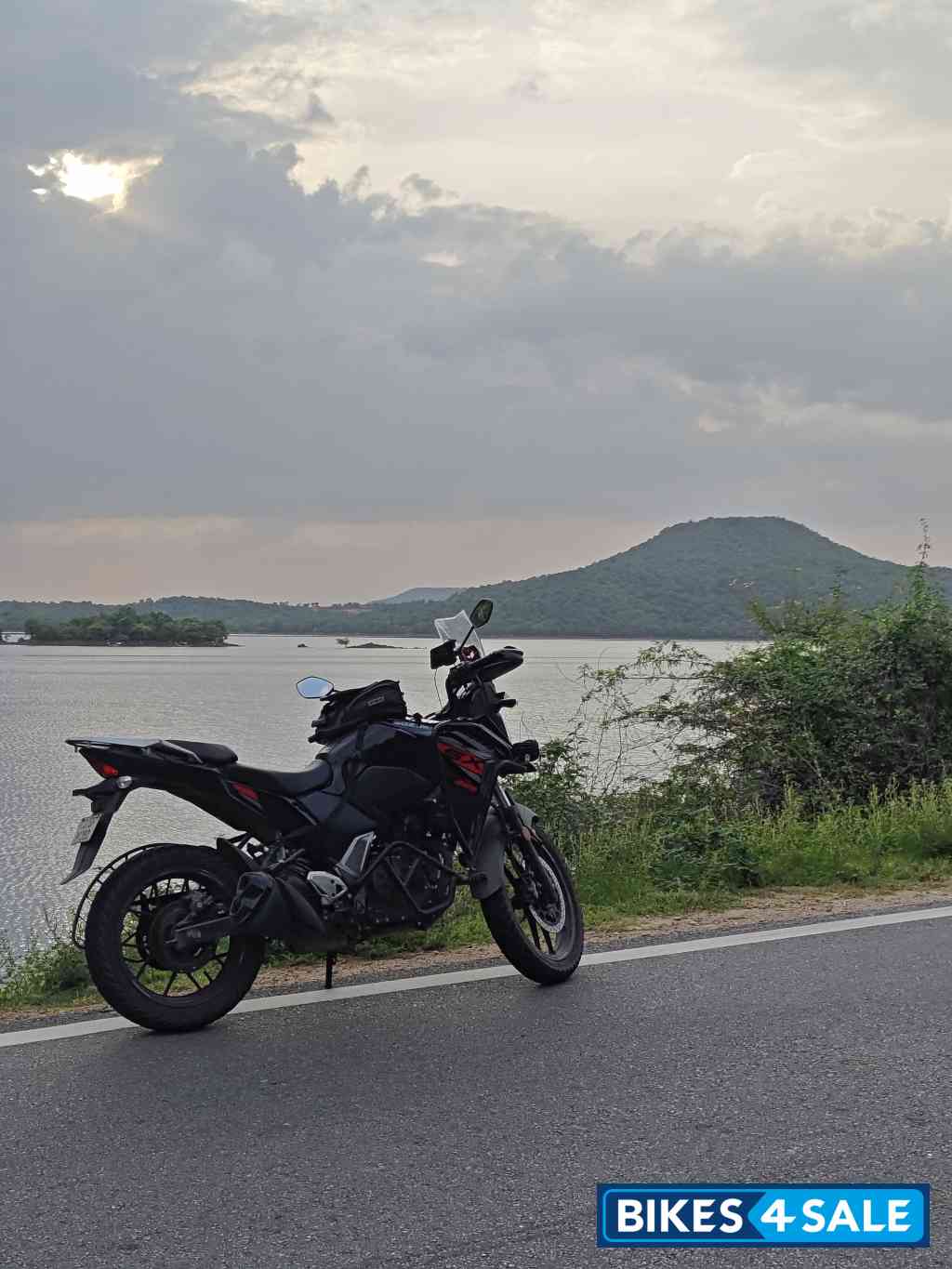 Suzuki V-Strom 250