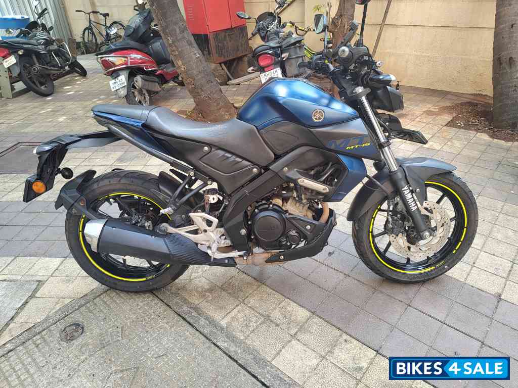 Blue Yamaha MT-15