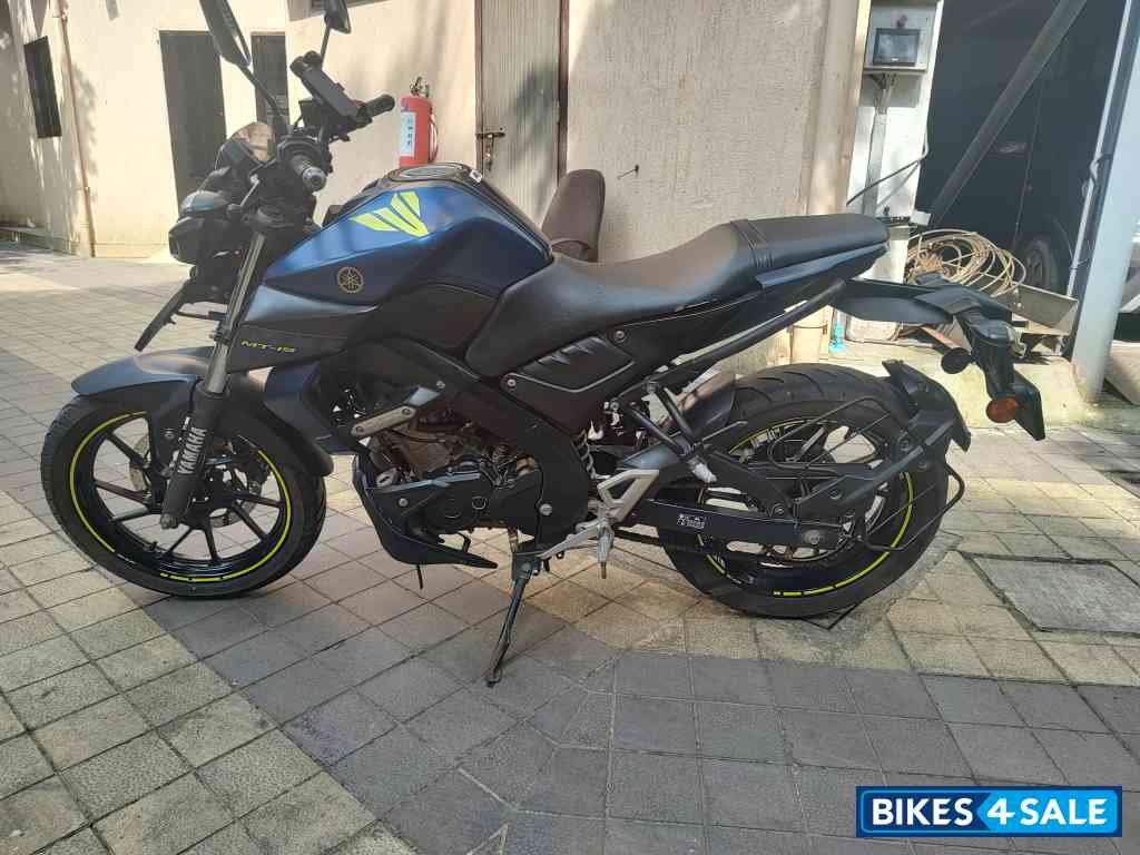 Blue Yamaha MT-15