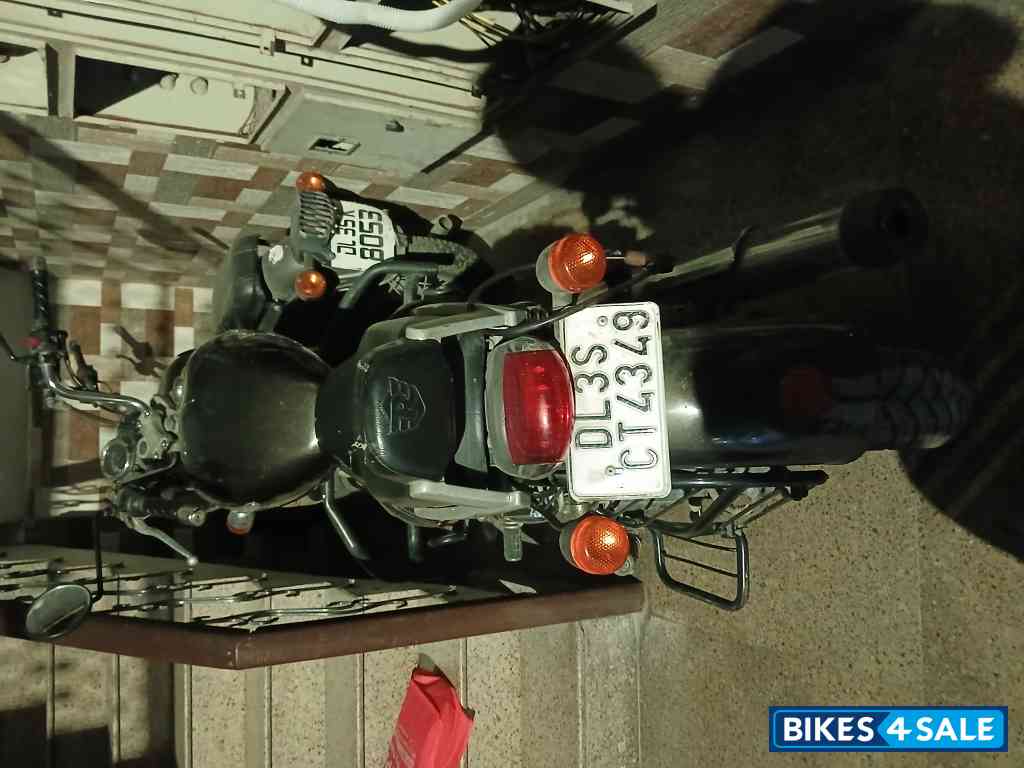 Black Royal Enfield Thunderbird TwinSpark 350