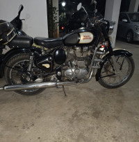 Royal Enfield Classic 500