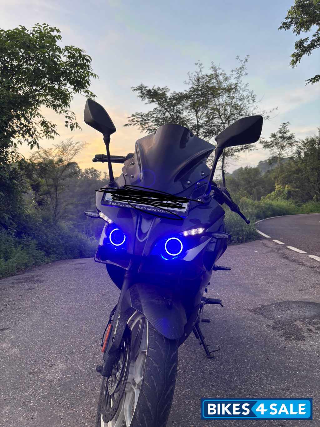 Gloss Pewter Grey Bajaj Pulsar RS 200 BS6