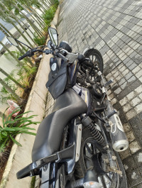 Black Bajaj Avenger Street 150