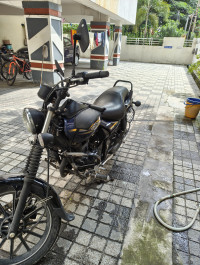 Black Bajaj Avenger Street 150