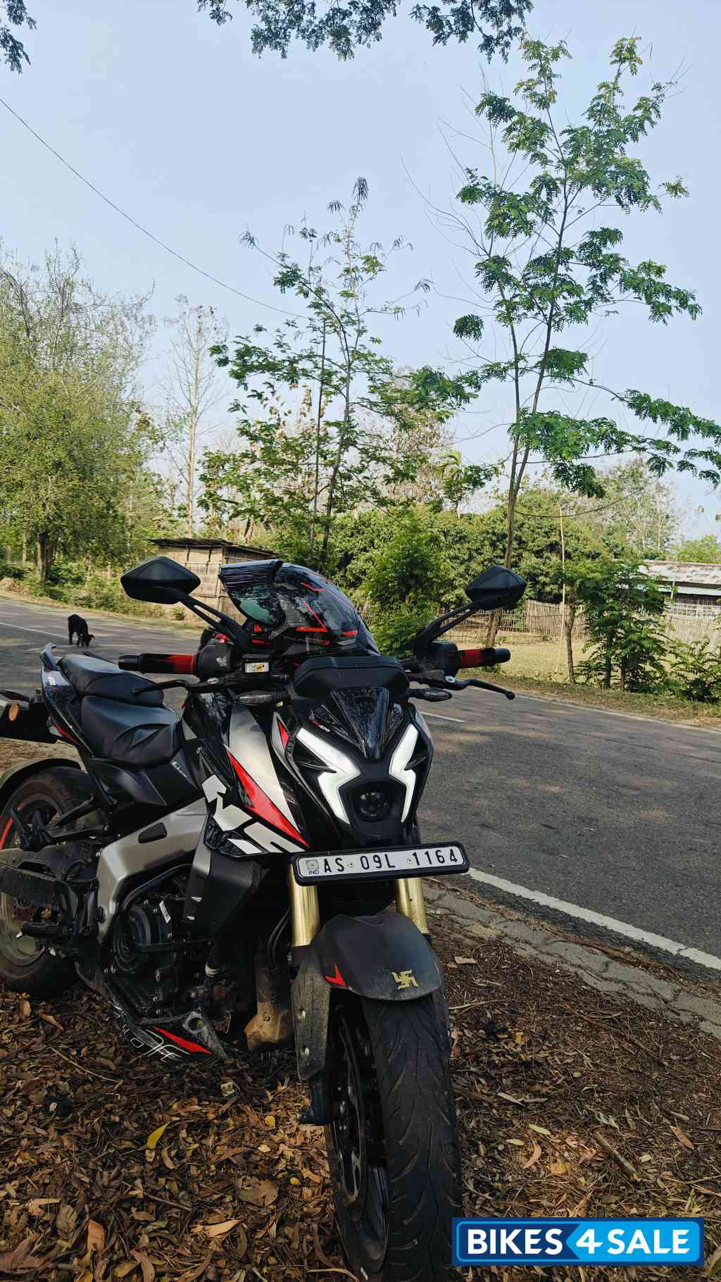 Black Bajaj Pulsar NS400Z
