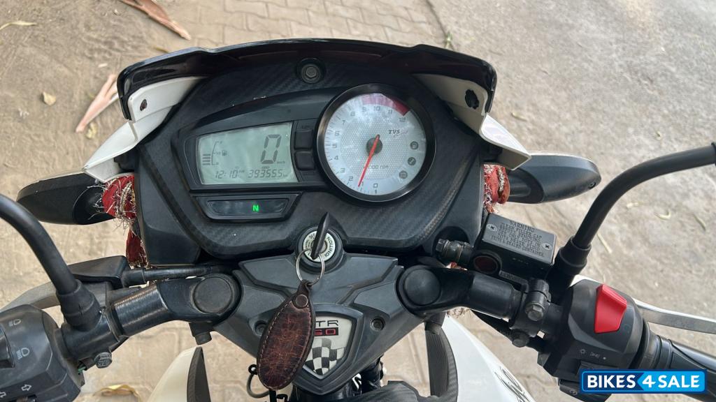 TVS Apache RTR 160 4V