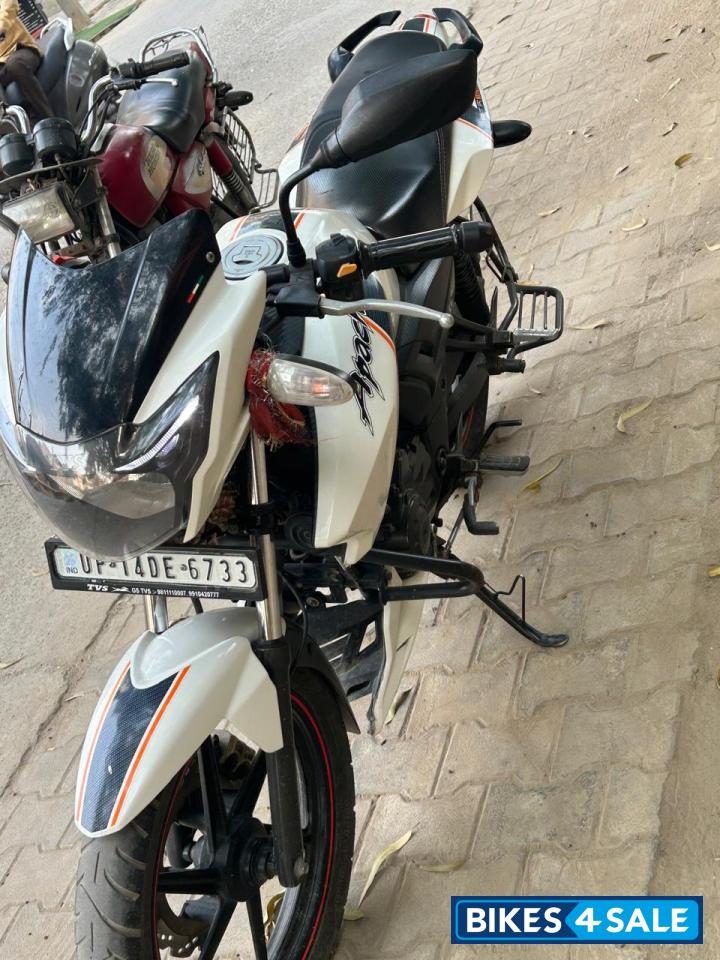 TVS Apache RTR 160 4V