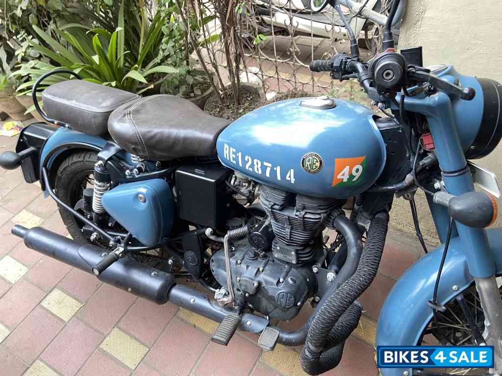 Airborne Blue Royal Enfield Classic Signals Airborne Blue