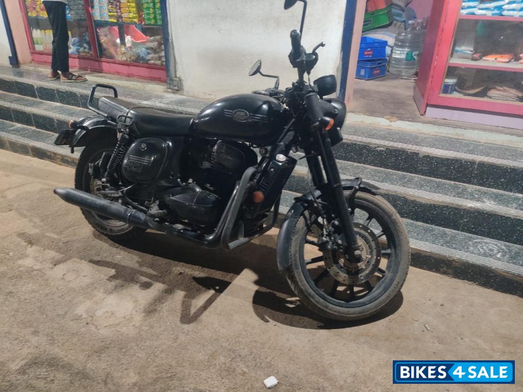 Matt Black Jawa 42 Dual Channel ABS AllStar Black