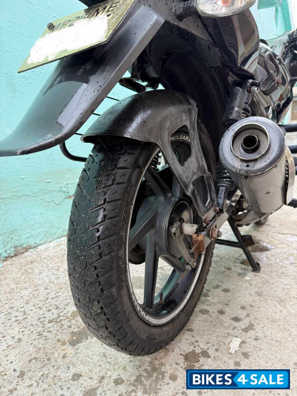 Black Bajaj Pulsar 150