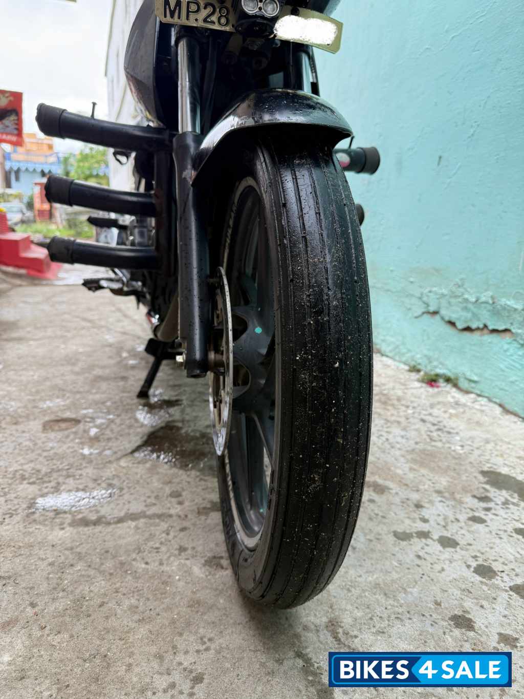 Black Bajaj Pulsar 150