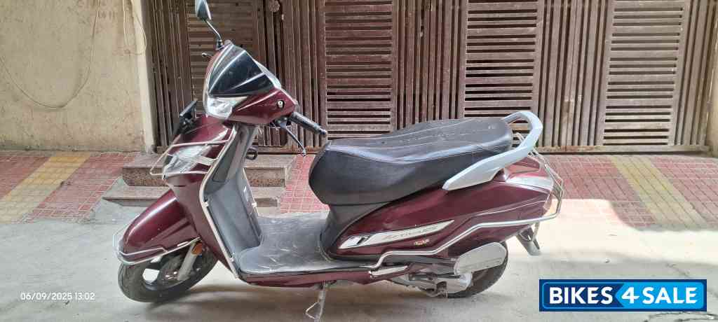 Cherry Red Honda Activa 125