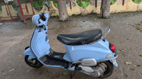 Vespa LX 125