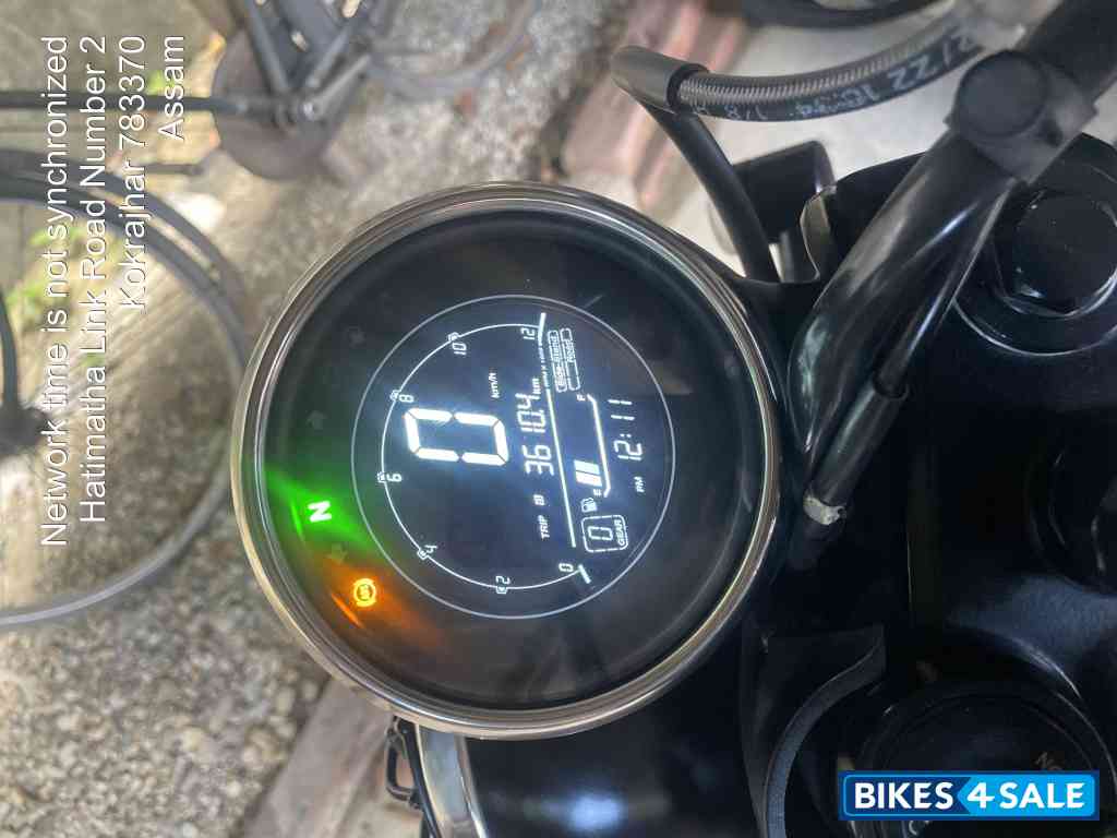 Yezdi Scrambler Single Tone