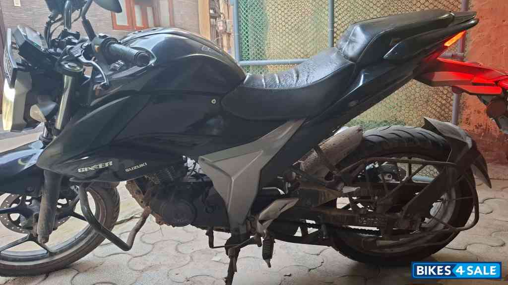 Suzuki Gixxer 150