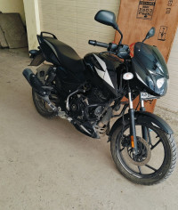 Sparkling Met Black Silver Bajaj Pulsar 125 Carbon Fibre Disc Single Seat