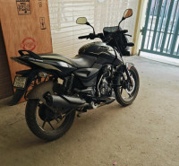 Sparkling Met Black Silver Bajaj Pulsar 125 Carbon Fibre Disc Single Seat