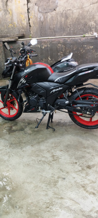 Matte Black TVS Apache RTR 160 4V Special Edition