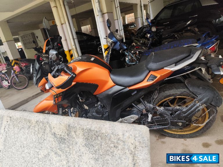 Yamaha FZS 25
