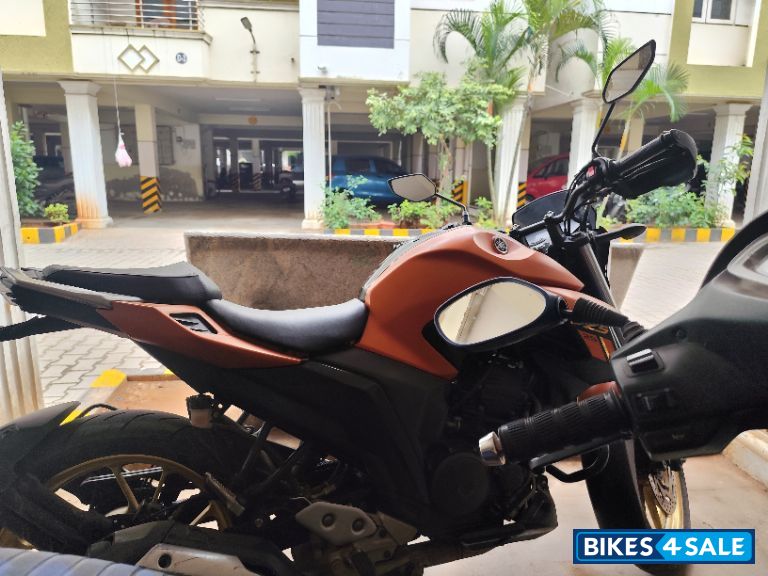 Yamaha FZS 25
