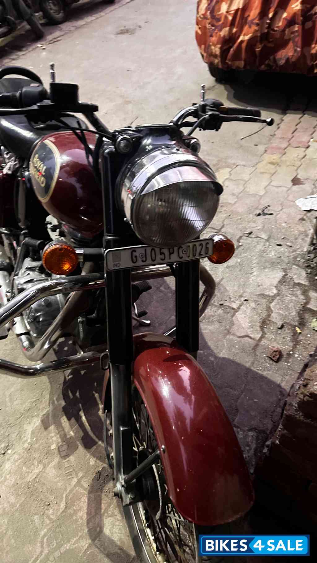 Royal Enfield Classic 350 Redditch Red