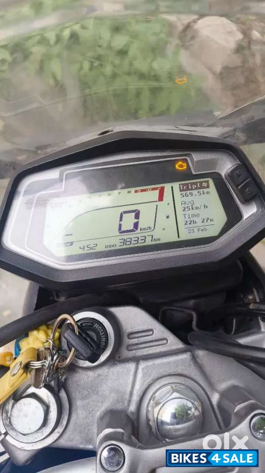 White Blue Hero Xpulse 200 4V