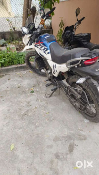 White Blue Hero Xpulse 200 4V