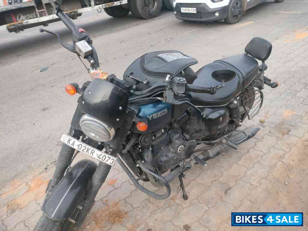 Steel Blue Yezdi Roadster Dark