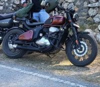 Copper Jawa 42 Bobber Dual Channel ABS