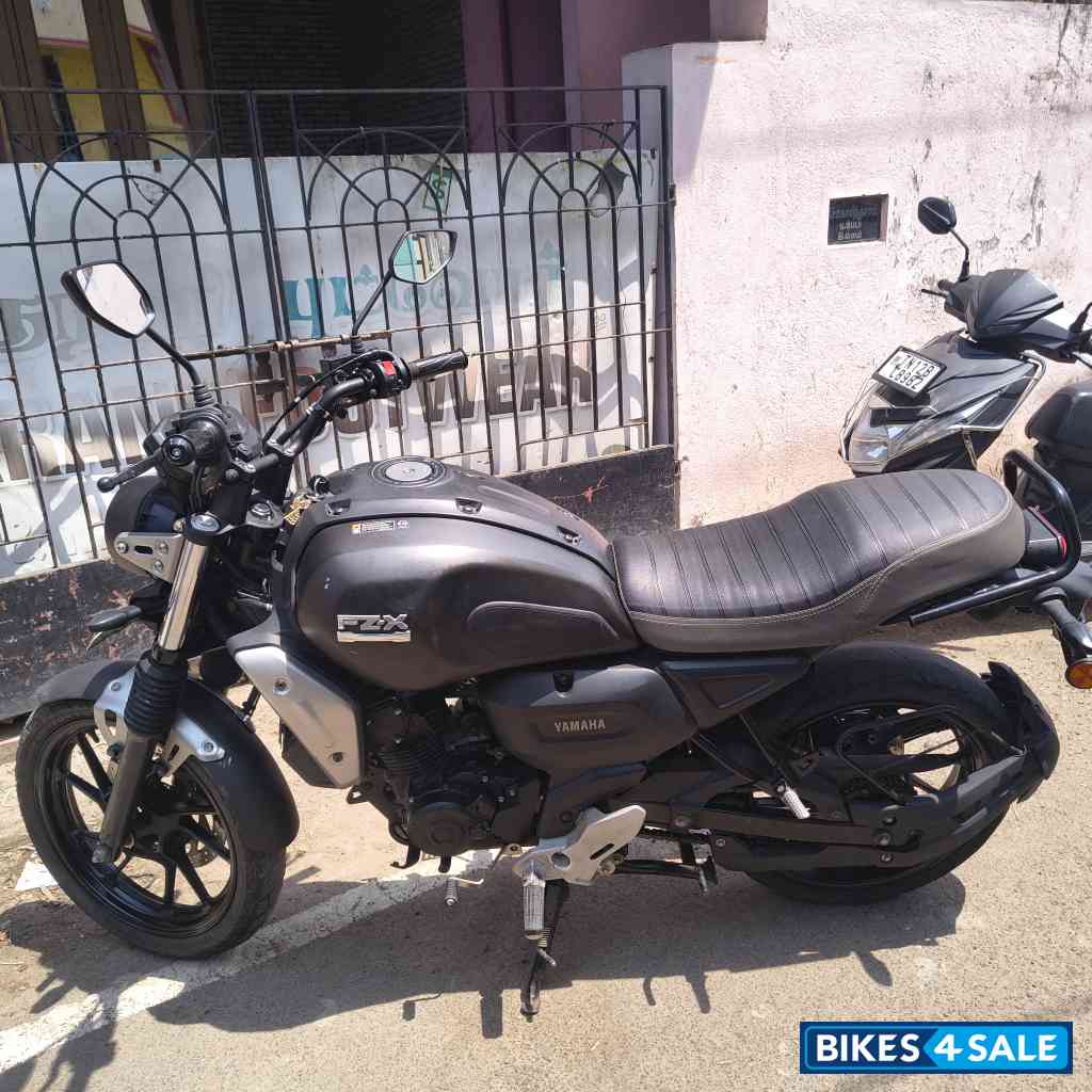 Black Yamaha FZ-X