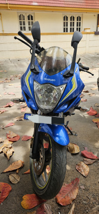 Blue Suzuki Gixxer SF Fi