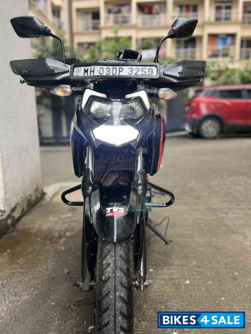 TVS Apache RTR 160 4V