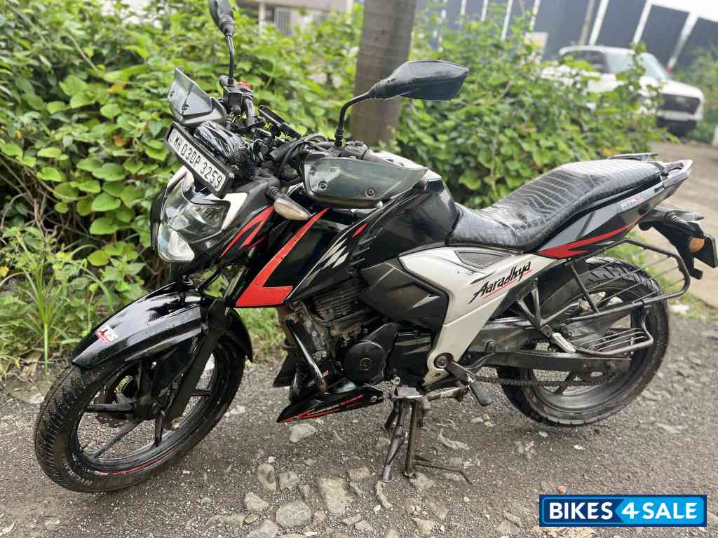 TVS Apache RTR 160 4V