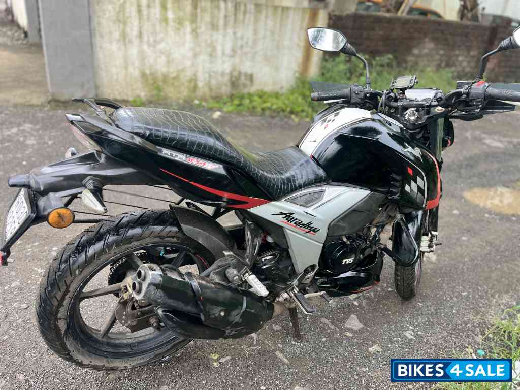 TVS Apache RTR 160 4V