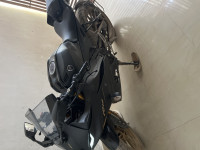 Black Golden Yamaha R15 V4