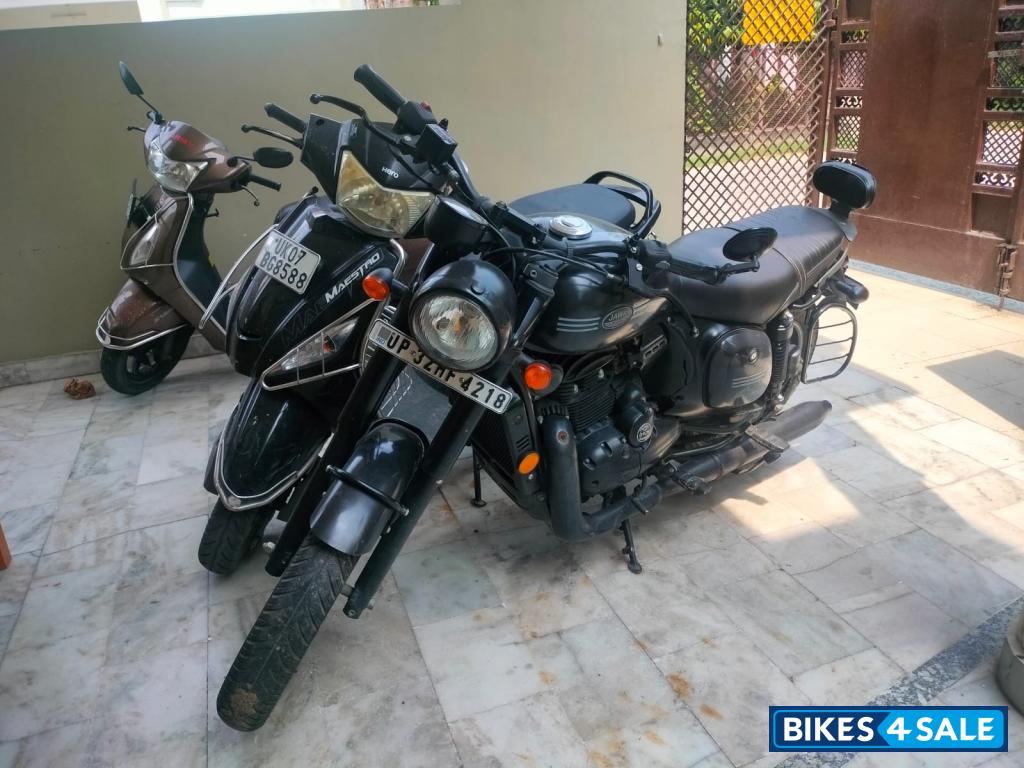 Jawa 42 Dual Channel ABS AllStar Black