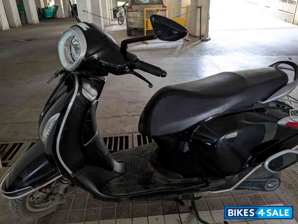 Black Bajaj Chetak Premium 2023 Edition