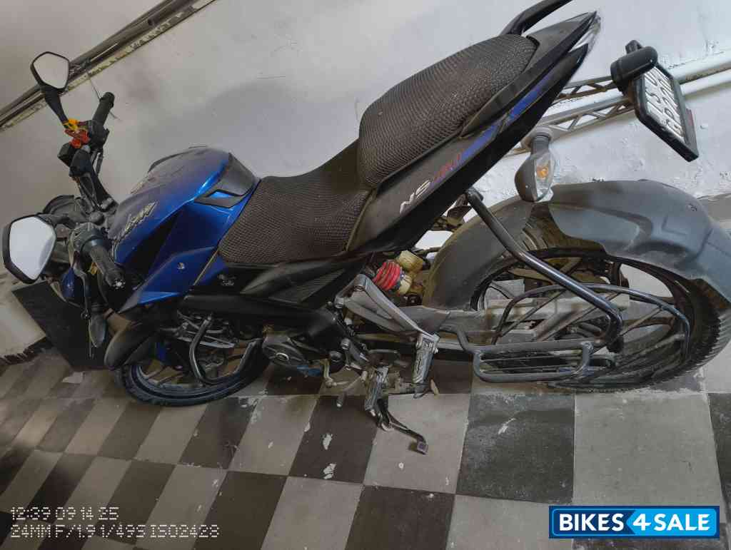 Bajaj Pulsar NS 160