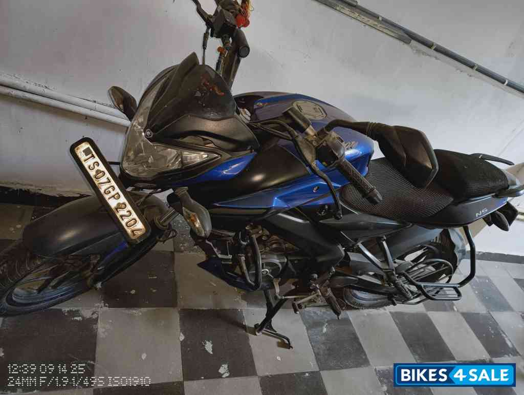 Bajaj Pulsar NS 160