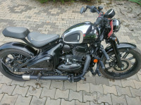 Jawa 42 Bobber Black Mirror