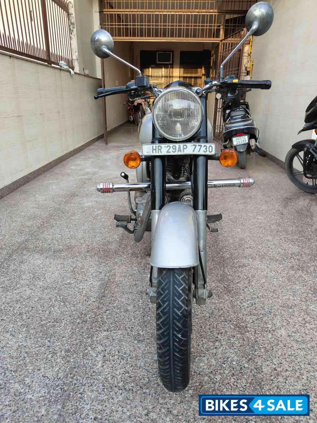 Royal Enfield Classic 350