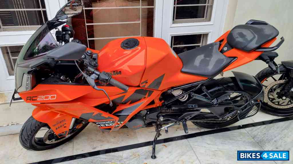 KTM RC 200 2022