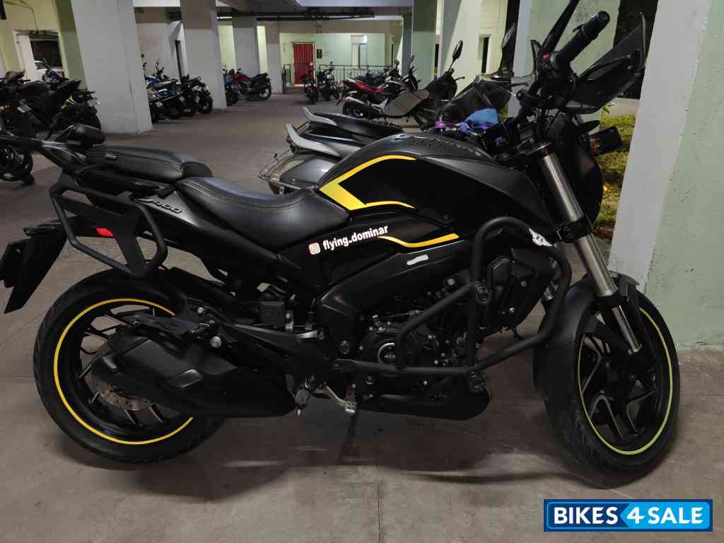 Bajaj Dominar 400 ABS BS6