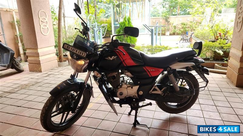 Red-black Bajaj V15