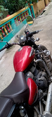 Red Royal Enfield Meteor 350 Supernova