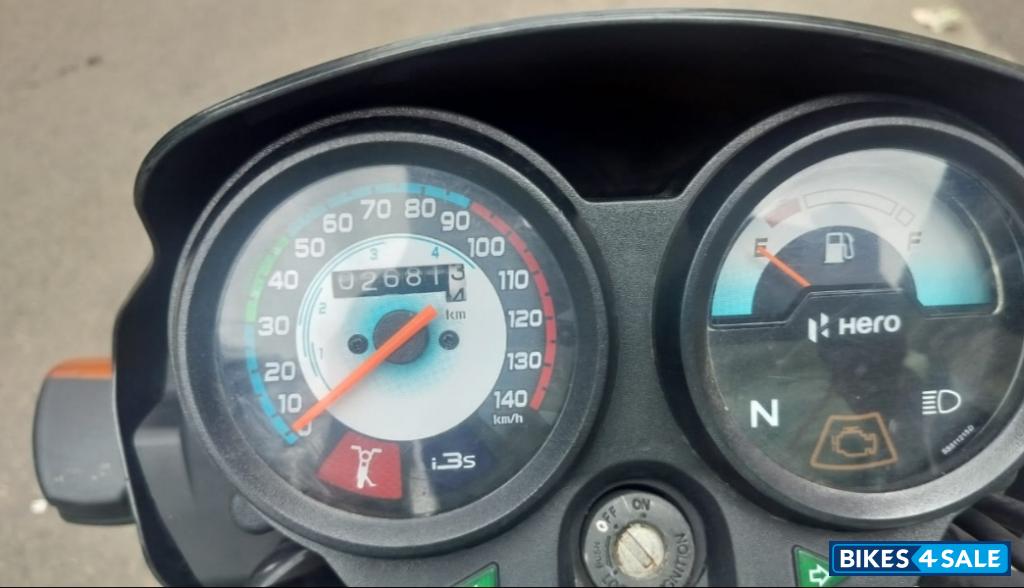 Black Hero Splendor Plus Black and Accent