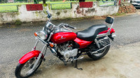 Red Bajaj Avenger 220 DTS-i
