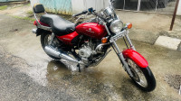 Red Bajaj Avenger 220 DTS-i