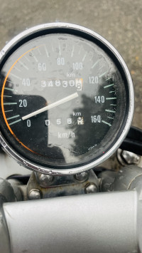 Red Bajaj Avenger 220 DTS-i